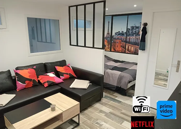 Studio Neuf Joliment Decore A 5 Min De L\'Aeroport